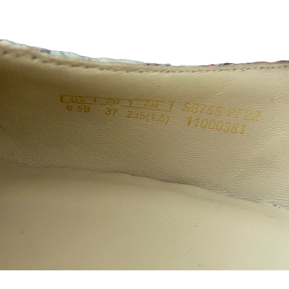 Stuart Weitzman Tweed Pearl Flat - Picture 9 of 12